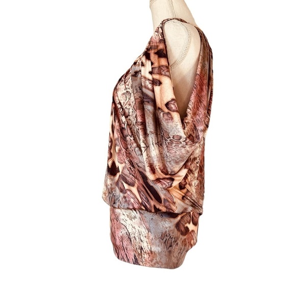 LINDA SEGAL WOMENS GORGEOUS ABSTRACT SHORT DRAPED SLEEVES TOP SIZE MEDIUM - Picture 2 of 12